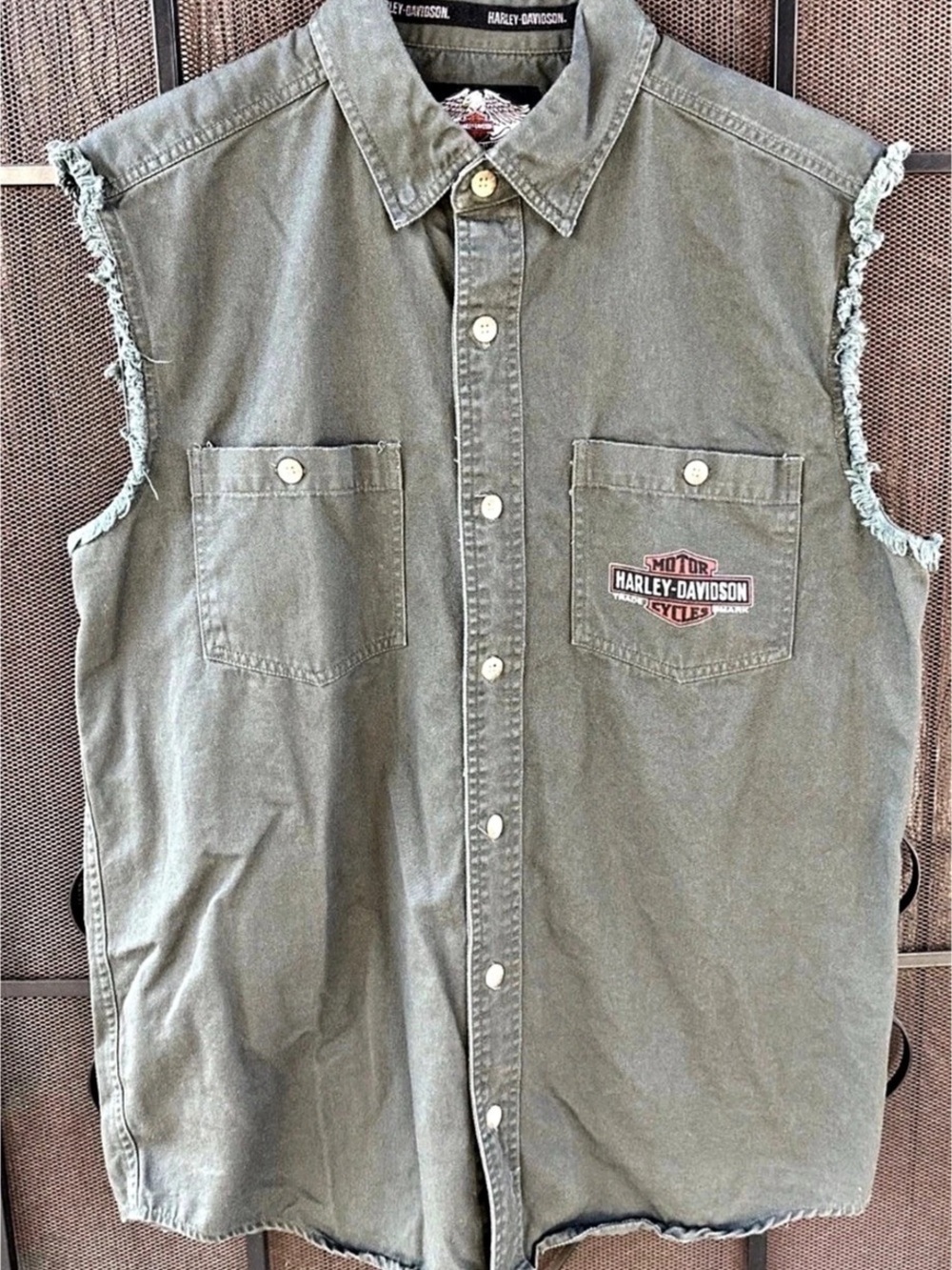Harley-Davidson Genuine Motor Oil Refinery Sealed Sleeveless Shirt Vest Green